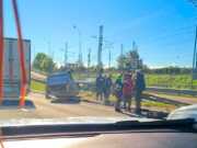 В Сочи на трассе перевернулся автомобиль