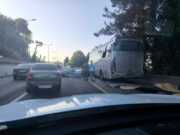 В Сочи «Газель» врезалась в автобус и развалилась на части