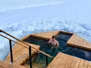 В Сочи провели Крещенские богослужения и купания