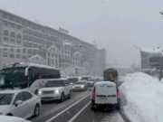 В Сочи возбудили 11 дел из-за некачественной уборки дорог во время снегопада
