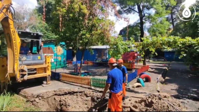 49104